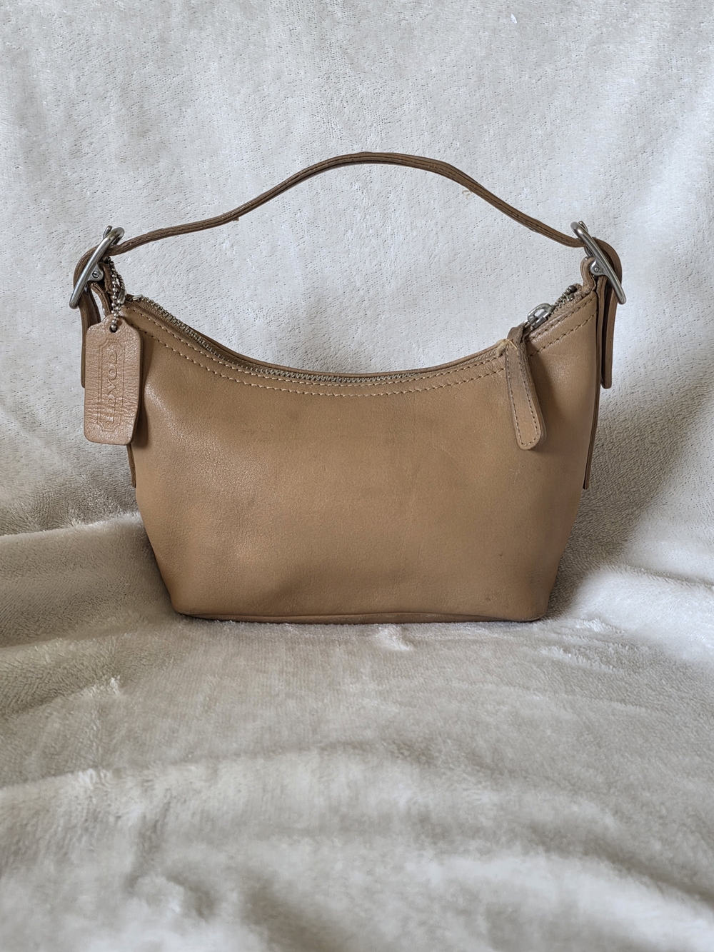 Coach Leather Shoulder Bag in Tan